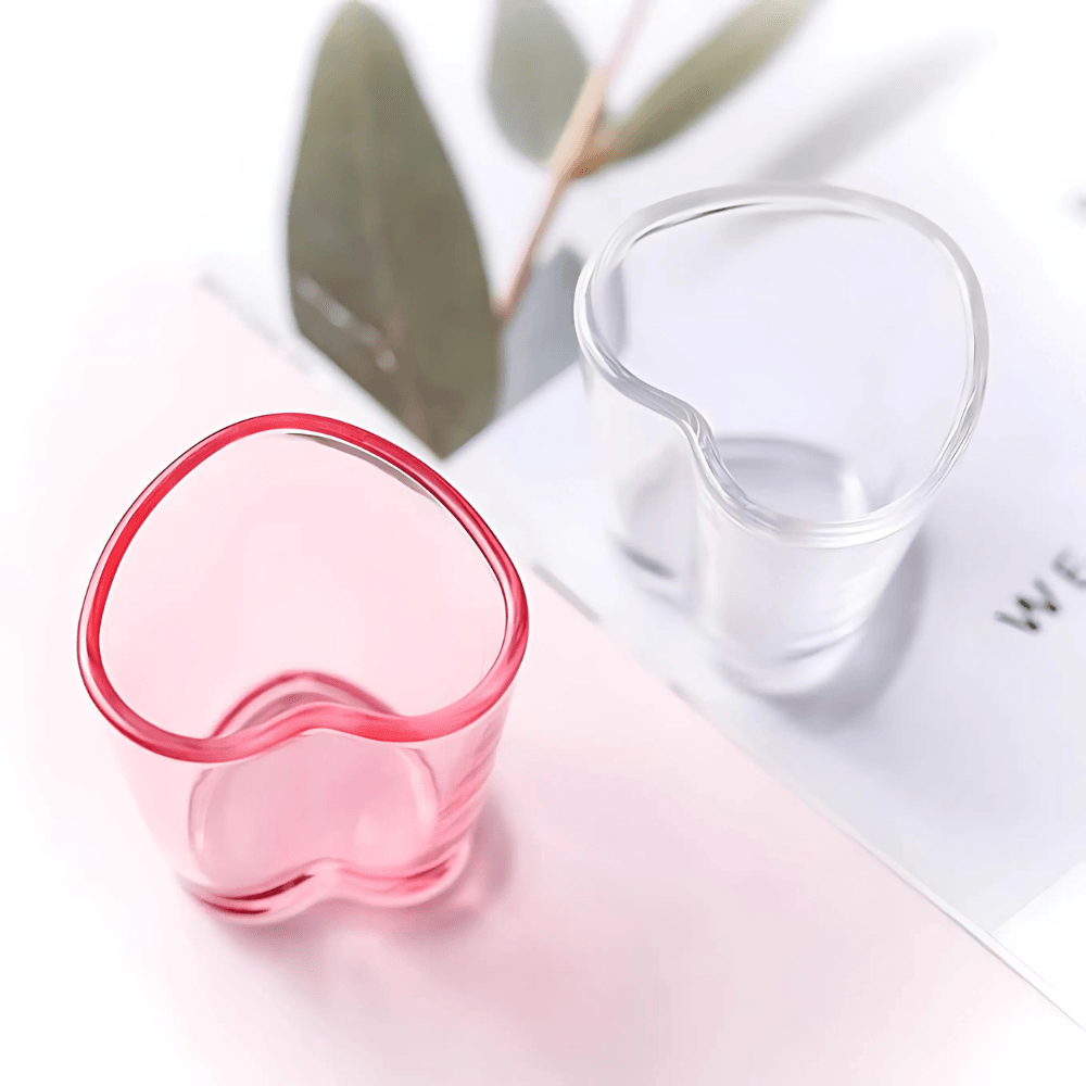 Transparent Shot Glasses Set - Elegant Heart-Shaped Design - Mineral Mug